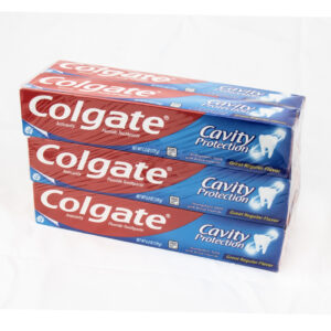 COLGATE Dentifrice anti-carie.